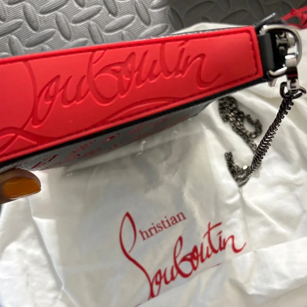 Christian Louboutin Perforated Grain Shoulder bag - Picture 8 of 16